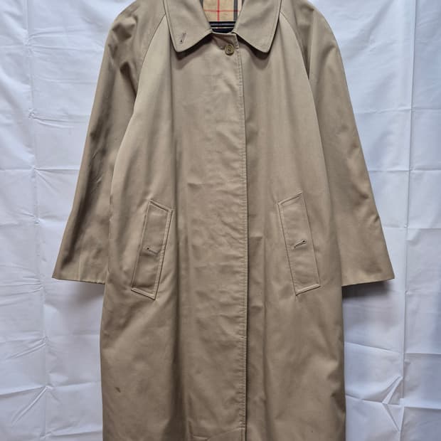 버버리 여성 트렌치코트