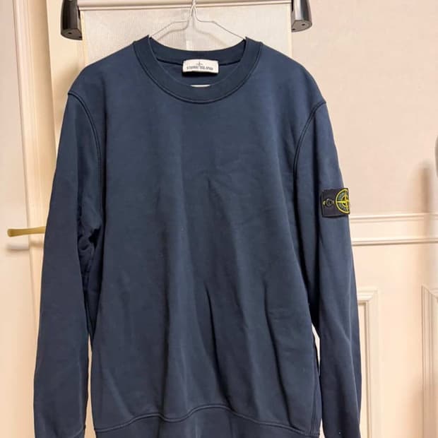 스톤아일랜드 맨투맨 네이비XL팝니다