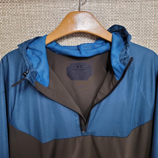 105사이즈 언더아머 바람막이 아노락 자켓