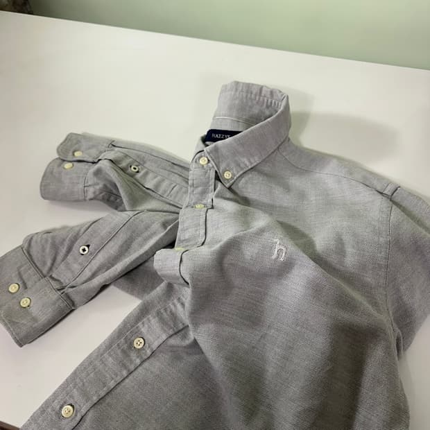 L 헤지스 라이트그레이 기본로고 솔리드셔츠 남방