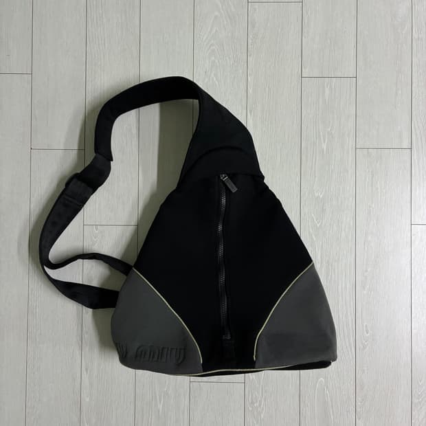 [OS] 1999 miu miu 스포츠 크로스백