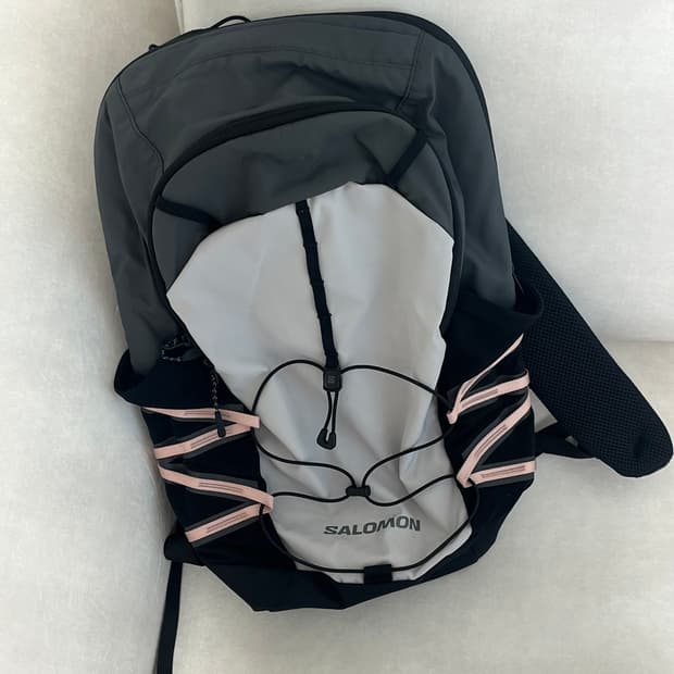 살로몬 퀵레이스 백팩