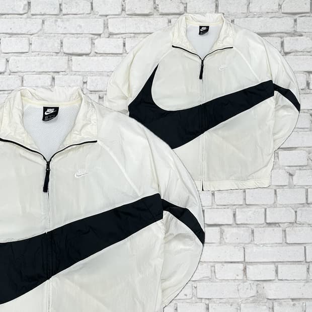 나이키 빅스우시 화이트 바람막이 XL