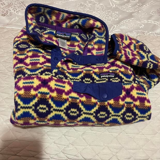 13FW 파타고니아 신칠라 스냅-T 민들레 패턴