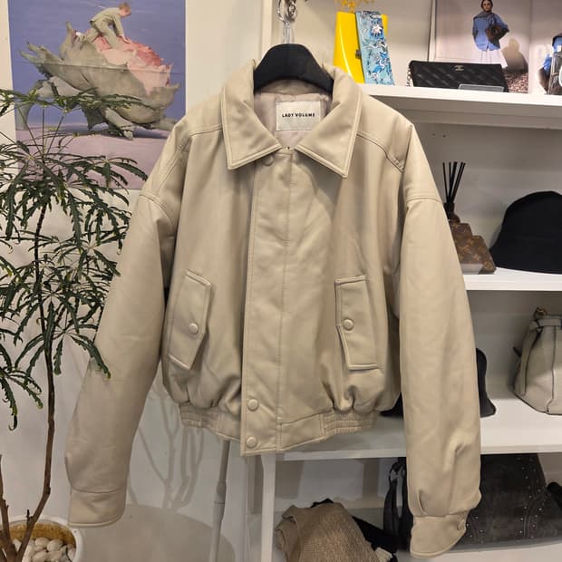 레이디볼륨 비건레더 패딩 점퍼