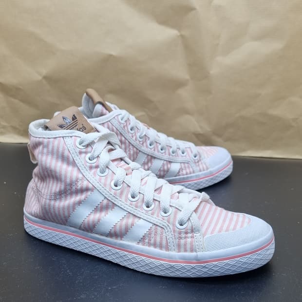 아디다스 스프라이트 여성미드230