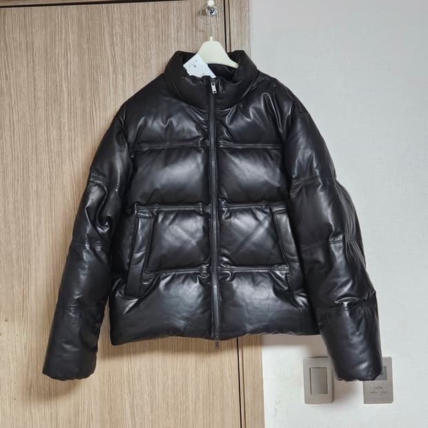 무신사스탠다드 램스킨 푸퍼 레더 패딩 L