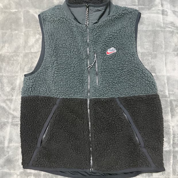 나이키 쉐르파 조끼