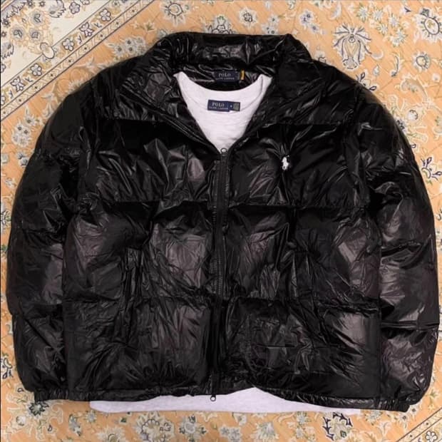 폴로 투웨이 유광패딩 (블랙 color)