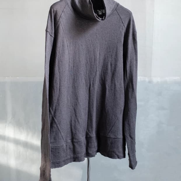 [M] drop neck top / rat grey