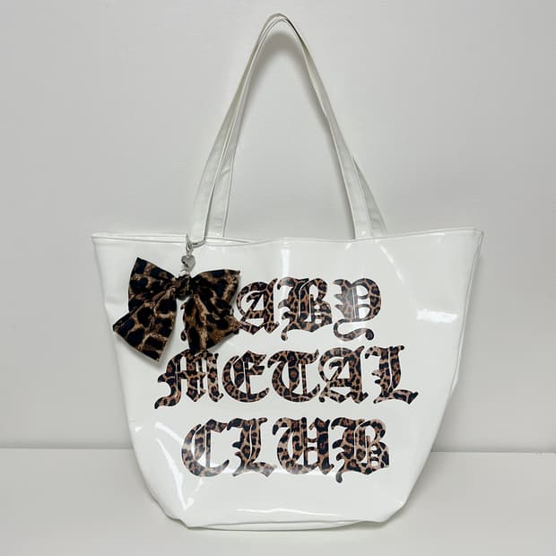 베이비메탈클럽 에나멜 백 화이트