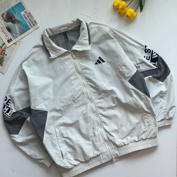 adidas 아디다스 신형 루즈핏 우븐 바람막이