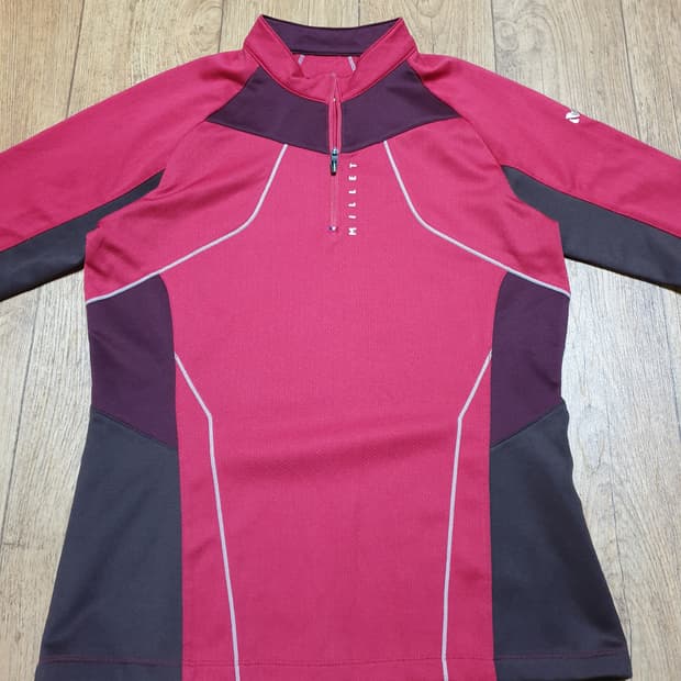 1175 밀레 아웃도어 반집업 90~95 사이즈입니다