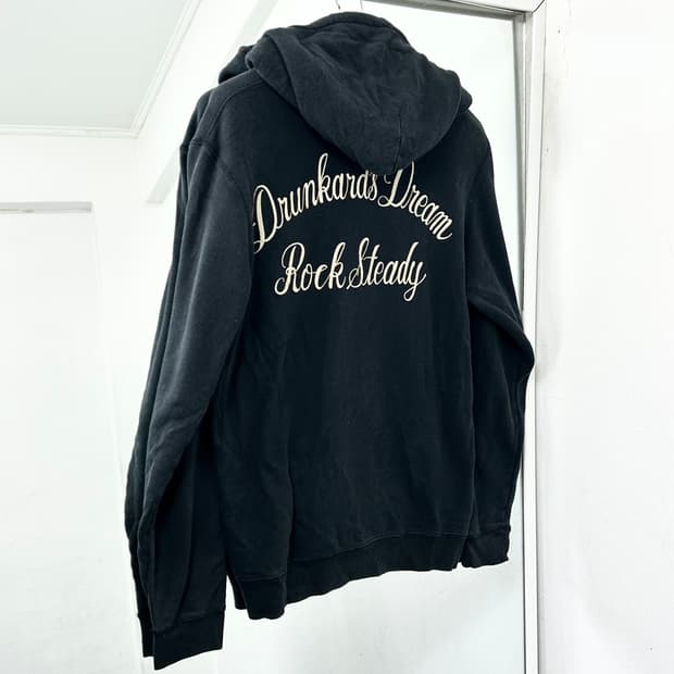 와코마리아 후드 집업