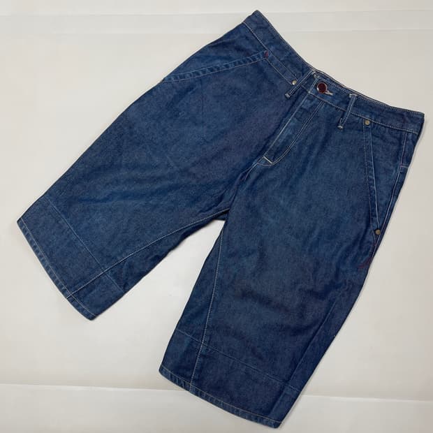 리바이스 엔지니어드 데님 버뮤다 팬츠