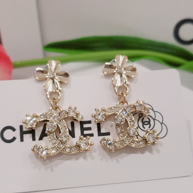 샤넬 cc로고 크리스탈 귀걸이 업사이클링