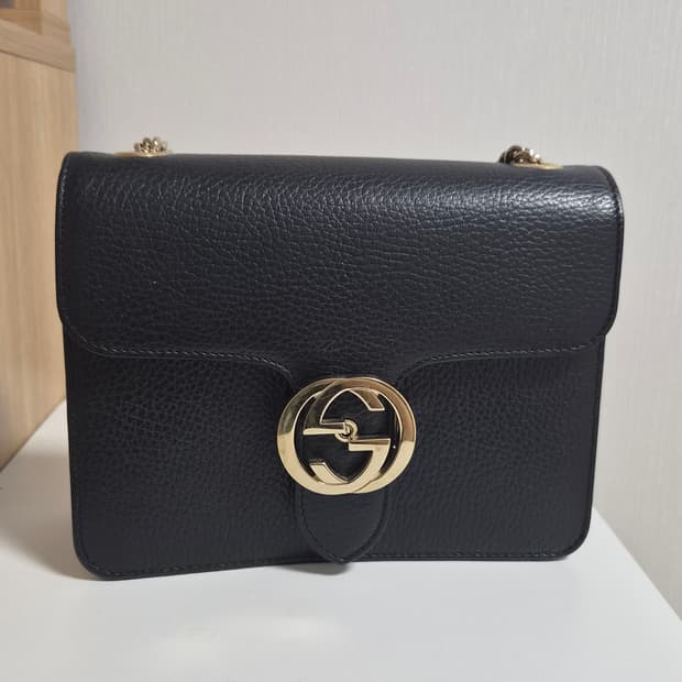 구찌 인터로킹 체인백 스몰