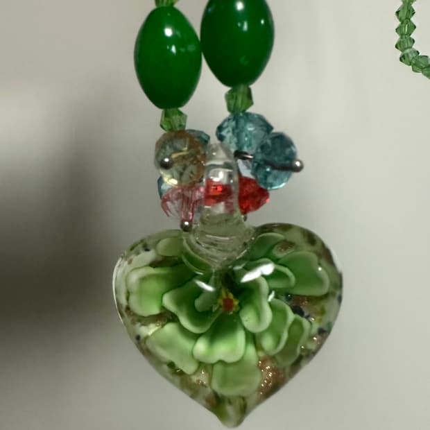 Art glass heart necklace