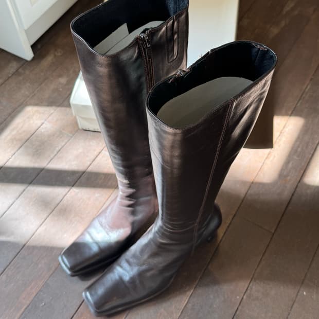 [MADE IN ITALY] 23구 스퀘어 토 가죽 롱부츠