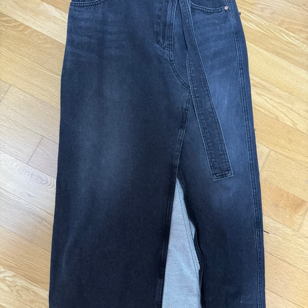 럭키슈에뜨 데님스커트