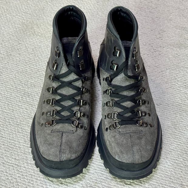 PRADA 프라다 스웨이드 하이킹 부츠 260-265