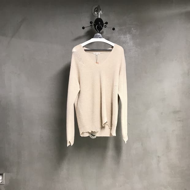 헬무트랭 브이넥 니트 XS(W)