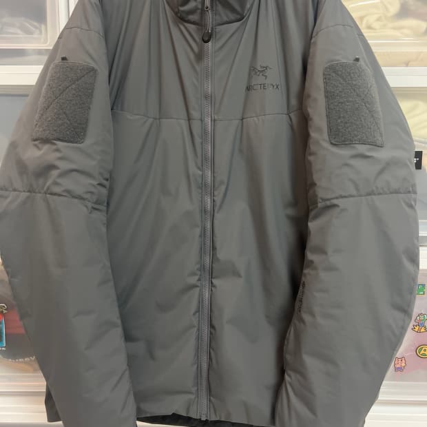 아크테릭스 리프 콜드 웨더 자켓 Gen2 울프그레이