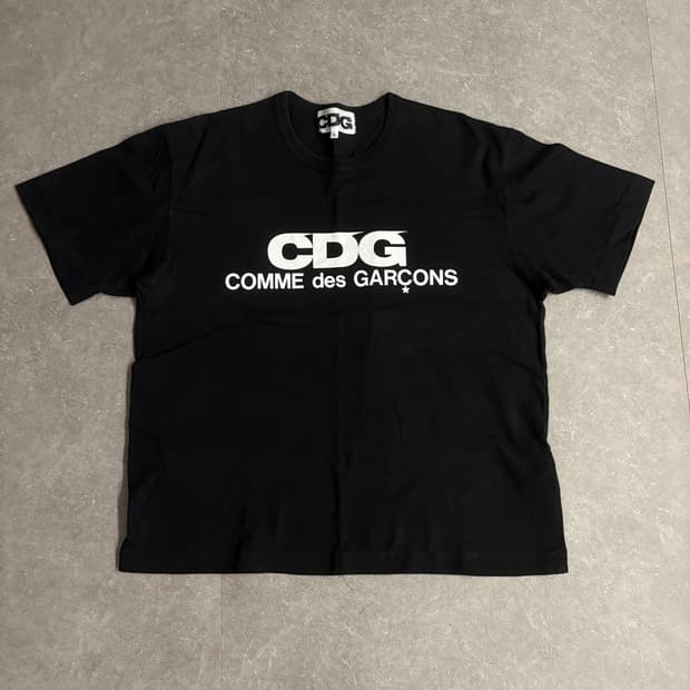 CDG 반팔티 XL
