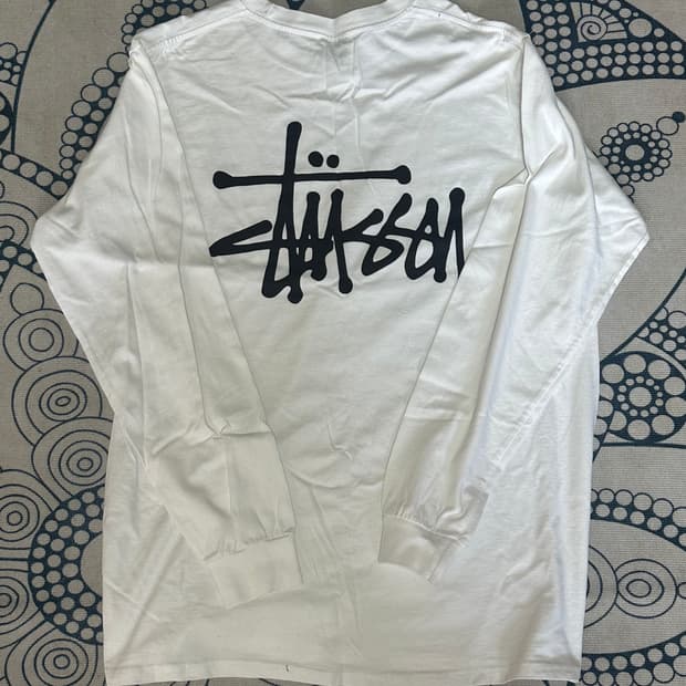 스투시 롱슬리브 Msize