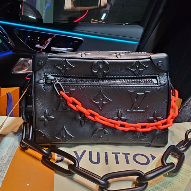 루이비통 버질아블로 입체 앰버서드 미니소프트 트렁크 크로스백 주황체인