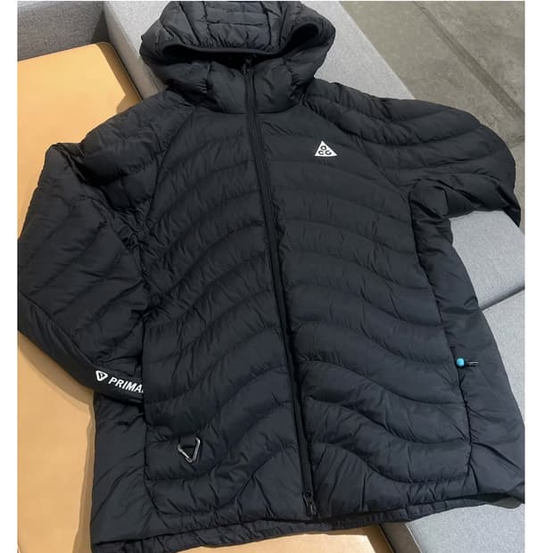 나이키 ACG 라바 플로우 써마핏 ADV 자켓 블랙 서밋 화이트 - 아시