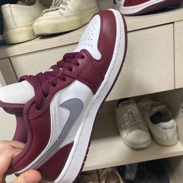 조던1 체리우드레드 250