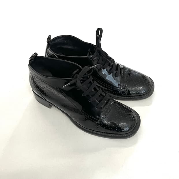 샤넬 페이던트 레더 드레스 부츠