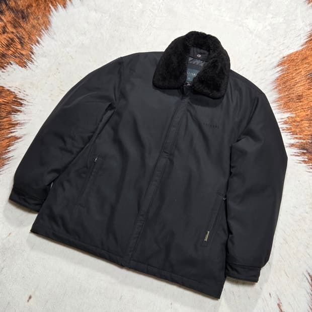 빈티지 카라퍼 덕다운 오버핏 블랙 점퍼