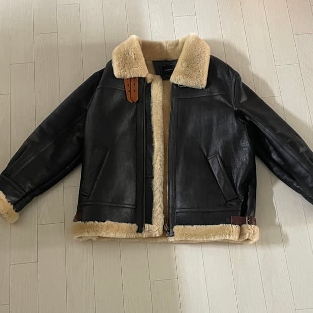 페라라코리아 무스탕