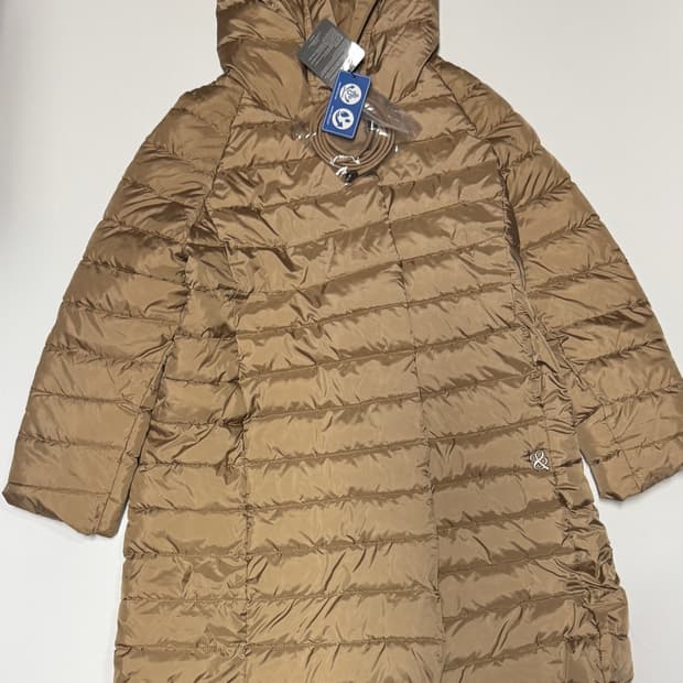 <새상품> 여성 크리스티나앤코 발수 방수 후드 롱 경량 패딩