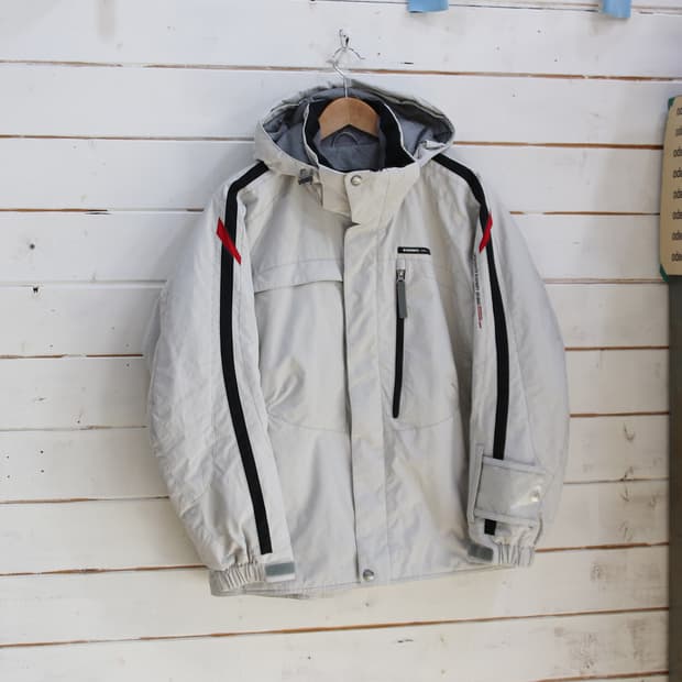 (착용컷) 데상트 스키 자켓 (남성용 M)