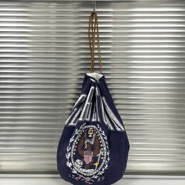 77CIRCA-SWEAT DRAWSTRING BAG