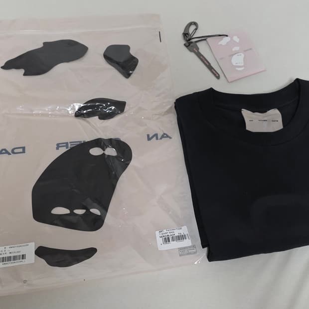 ITALY브랜드 AOD 반팔 L 오버핏 새제품 (정가 215,000원)