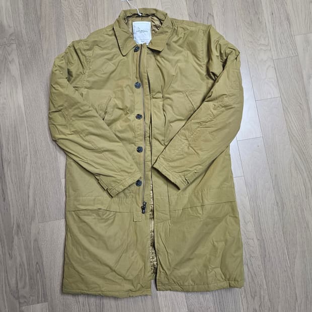 세러데이 서프 NYC 패딩코트자켓