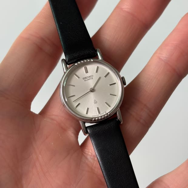 세이코 1980년대 빈티지시계 실버 쿼츠 여성