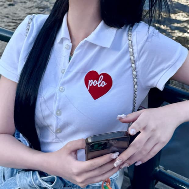 폴로 하트 로고 카라 반팔티