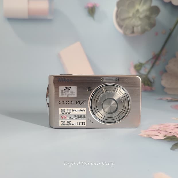 니콘 쿨픽스 s520 디카 (빈티지 카메라)