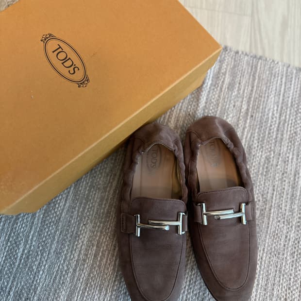 토즈 더블티로퍼 스웨이드 36반 (235)