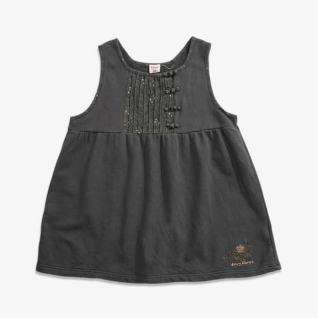 Drug store’s vintage sleeveless
