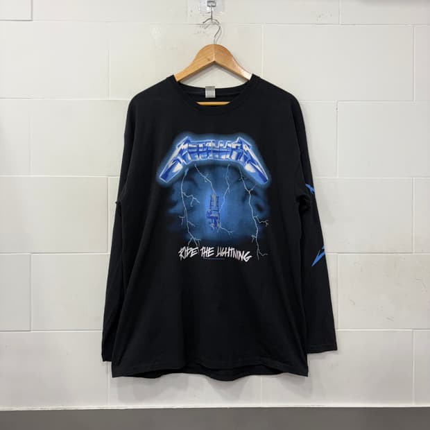 빈티지 메탈리카 프린팅 긴팔티