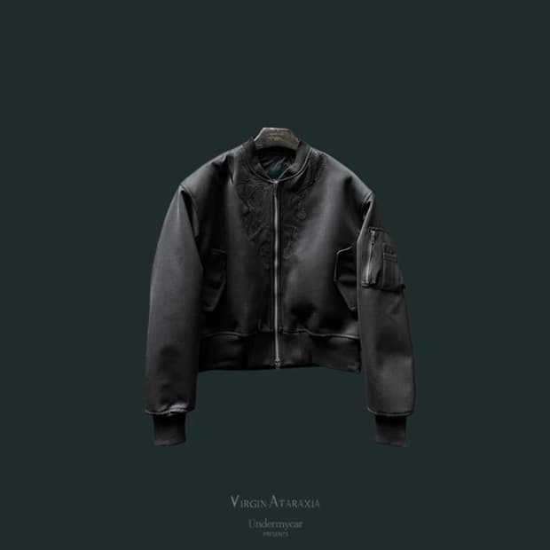 [2] 언더마이카 BLACK MAMBA CROPPED MA-1 크롭 봄버