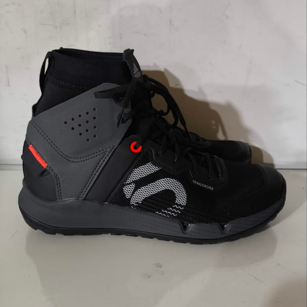 250mm 아디다스 파이브텐 트레일크로스 평페달 자전거신발