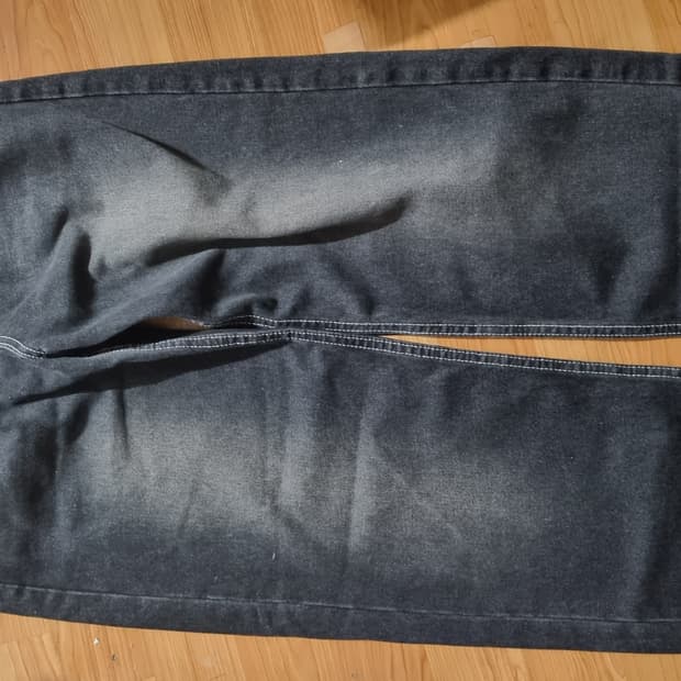 트릴리온 흑청바지