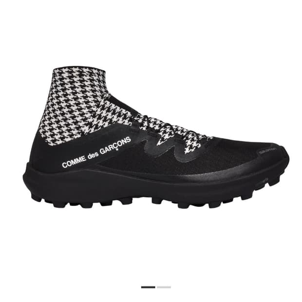 꼼데가르송 x 살로몬 크로스 블랙 화이트